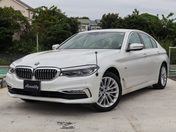 ＢＭＷ ５シリーズ　セダン ５３０ｉ　ラグジュアリー