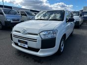 トヨタ プロボックスバン　２ＷＤ ＤＸ　コンフォート