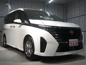 日産 セレナ ｅ－パワー　ハイウェイスターＶ　ワンオー