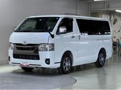 トヨタ ハイエースバン　２ＷＤ スーパーＧＬ　ロング