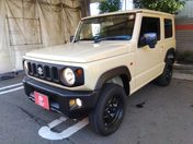 スズキ ジムニー　４ＷＤ ６６０ ＸＬ ３ドア ５ＦＭＴ ４ＷＤ 