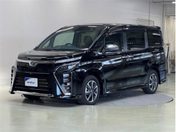 トヨタ ヴォクシー ＺＳ　煌２