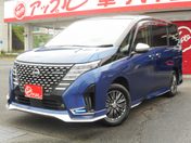 日産 セレナ　４ＷＤ オーテック