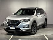 日産 エクストレイル　４ＷＤ ２０Ｓ　Ｖセレクション