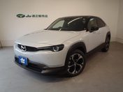 マツダ ＭＸ－３０ ナチュラル　モノトーン