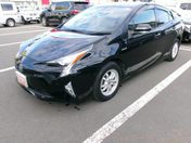 トヨタ プリウス Ｓセーフティプラス　フルタイム４ＷＤ　ワ