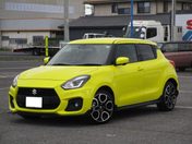 スズキ スイフト スポーツ　４型　６速ＭＴ　ナビ＆全方位モ