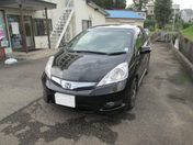 ホンダ フィット　シャトル　ハイブリッド ベースグレード