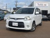 トヨタ シエンタ　４ＷＤ ダイス　リミテッド