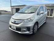 ホンダ フリード　ハイブリッド ジャストセレクション