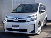 トヨタ ヴォクシー Ｘ