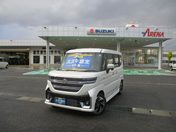 スズキ スペーシア　カスタム　４ＷＤ カスタム　ＨＹＢＲＩＤ　ＸＳ　４ＷＤ　ス