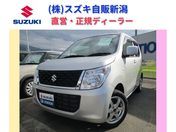 スズキ ワゴンＲ　４ＷＤ ＦＸ　４ＷＤ　５速マニュアル　ナビ