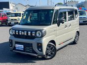 スズキ スペーシア　ギア ギア　ＨＹＢＲＩＤ　ＸＺターボ　秋真っ盛