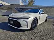 トヨタ クラウン　セダン Ｚ