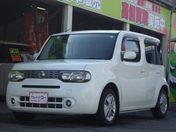 日産 キューブ １５Ｘ　インディゴ＋プラズマ