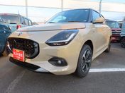 スズキ スイフト　４ＷＤ ＨＹＢＲＩＤ　ＭＺ