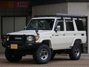 トヨタ ランドクルーザーバン ７０