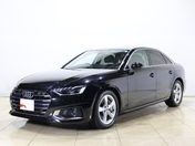 アウディ Ａ４ ４５　ＴＦＳＩ　クワトロ　アドバンスド