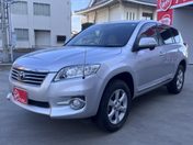 トヨタ ヴァンガード　２ＷＤ ２４０Ｓ