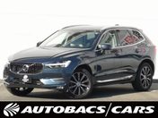 ボルボ ＸＣ６０ T5　AWD　インスクリプション　4WD