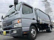 三菱 キャンター ２．６ｔ積プレス式パッカー車７．４立米