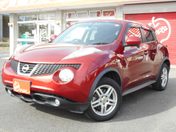 日産 ジューク　４ＷＤ １６ＧＴ　ＦＯＵＲ　タイプＶ