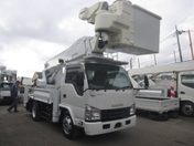 いすゞ エルフ 特装車