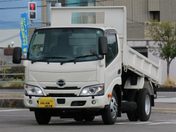 日野自動車 デュトロ ３ｔ　全低床　強化ダンプ