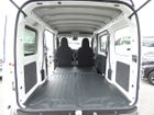 車両画像18