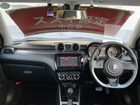車両画像12