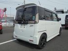 車両画像4