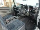 車両画像10