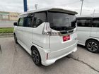 車両画像12