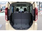 車両画像18