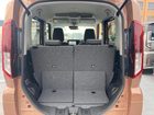 車両画像18