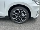 車両画像12