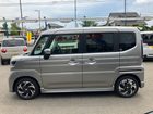 車両画像8