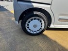 車両画像30