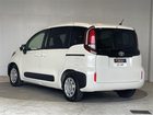 車両画像14
