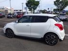 車両画像8