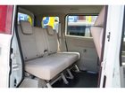 車両画像16