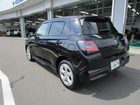 車両画像11