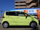 車両画像4