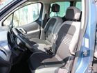 車両画像10