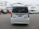 車両画像16