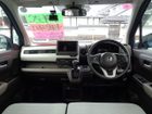 車両画像12