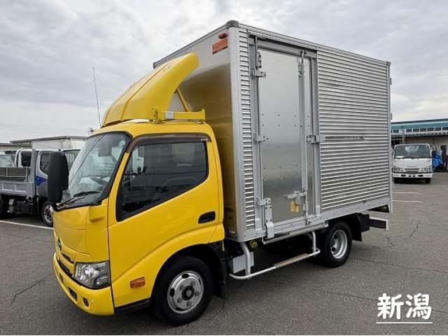 HINO DUTRO 2020
