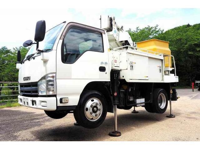 ISUZU ELF UT 2013