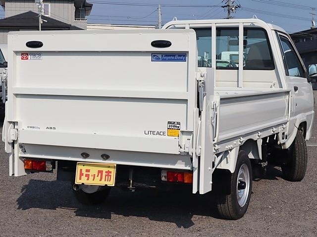 T24067044